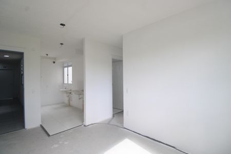 Sala de apartamento para alugar com 2 quartos, 35m² em Taquara, Rio de Janeiro