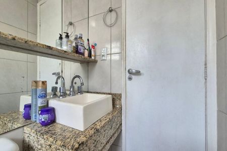Apartamento à venda com 68m², 2 quartos e sem vagaBanheiro