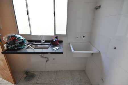 Apartamento à venda com 40m², 2 quartos e sem vagaCozinha e Área de Serviço