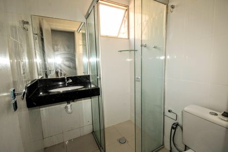 Apartamento à venda com 65m², 3 quartos e 2 vagasbanheiro 1