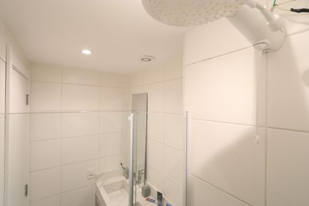 Apartamento à venda com 37m², 2 quartos e sem vagaBanheiro 