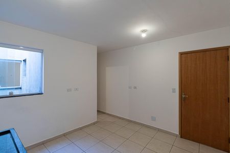 Apartamento à venda com 28m², 1 quarto e sem vagaSala e Cozinha