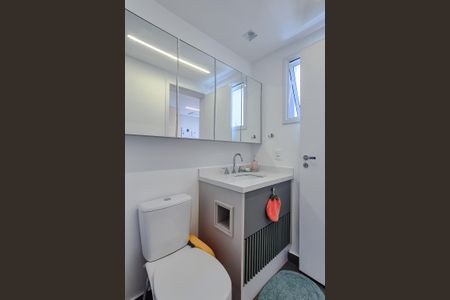 Apartamento à venda com 127m², 3 quartos e 2 vagasBanheiro da Suíte 3