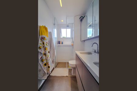 Apartamento à venda com 127m², 3 quartos e 2 vagasBanheiro da Suíte 1