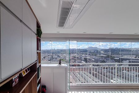 Apartamento à venda com 127m², 3 quartos e 2 vagasVista da Suíte 2
