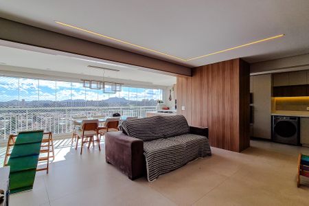 Apartamento à venda com 127m², 3 quartos e 2 vagasSala