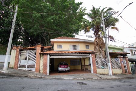 Casa à venda com 113m², 4 quartos e 3 vagasFachada