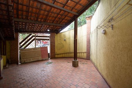 Casa à venda com 113m², 4 quartos e 3 vagasQuintal