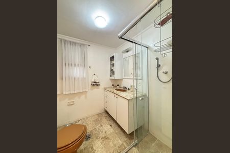 Apartamento à venda com 103m², 2 quartos e 2 vagas Apartamento à venda com 103m², 2 quartos e 2 vagasBanheiro