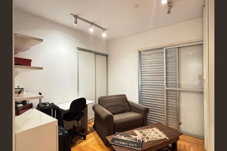 Apartamento à venda com 103m², 2 quartos e 2 vagas Apartamento à venda com 103m², 2 quartos e 2 vagasEscritório