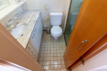 Apartamento para alugar com 70m², 3 quartos e 2 vagas Apartamento para alugar com 70m², 3 quartos e 2 vagasBANHEIRO DA SUITE