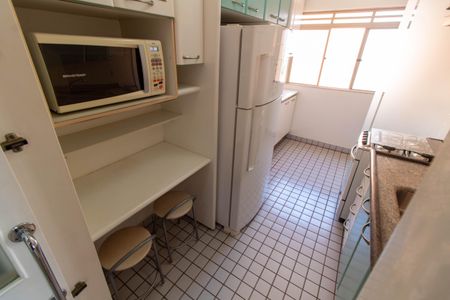 Apartamento para alugar com 70m², 3 quartos e 2 vagas Apartamento para alugar com 70m², 3 quartos e 2 vagasCOZINHA