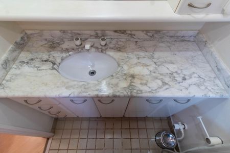 Apartamento para alugar com 70m², 3 quartos e 2 vagas Apartamento para alugar com 70m², 3 quartos e 2 vagasBANHEIRO DA SUITE