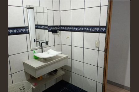 Foto 03 de casa para alugar com 3 quartos, 201m² em Vila Talarico, São Paulo