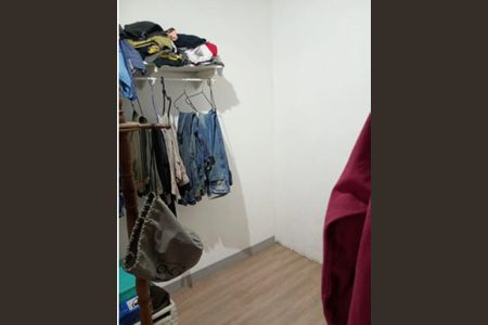 Foto 01 de casa para alugar com 3 quartos, 201m² em Vila Talarico, São Paulo