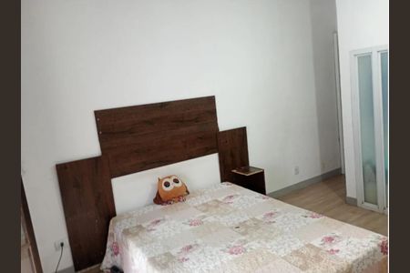 Foto 13 de casa para alugar com 3 quartos, 201m² em Vila Talarico, São Paulo