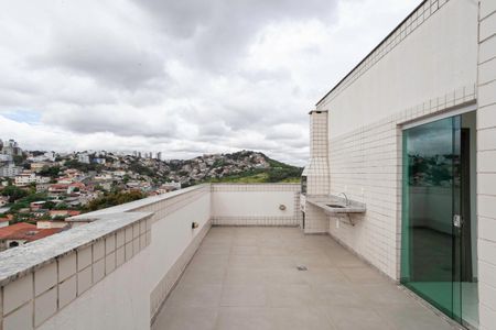Apartamento à venda com 130m², 3 quartos e 2 vagasCobertura