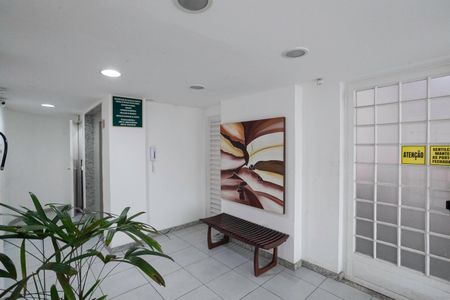 Apartamento à venda com 130m², 3 quartos e 2 vagasHall social