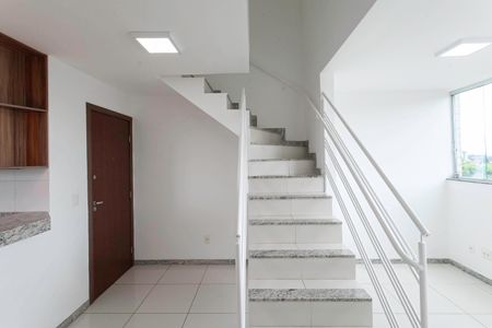 Apartamento à venda com 130m², 3 quartos e 2 vagasEscada