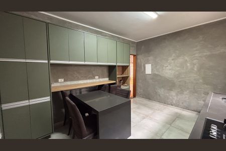 Casa para alugar com 360m², 2 quartos e 5 vagasCozinha