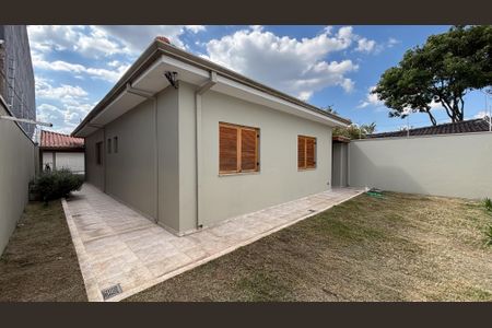 Casa para alugar com 360m², 2 quartos e 5 vagasQuintal