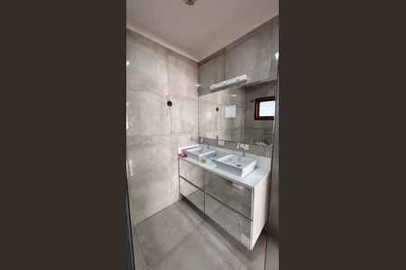 Casa para alugar com 360m², 2 quartos e 5 vagasBanheiro da Suíte