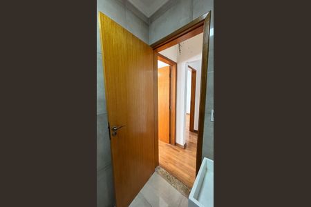 Casa para alugar com 360m², 2 quartos e 5 vagasBanheiro Social