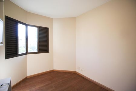 Apartamento à venda com 116m², 3 quartos e 2 vagas Apartamento à venda com 116m², 3 quartos e 2 vagasQuarto 1