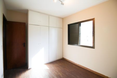 Apartamento à venda com 116m², 3 quartos e 2 vagas Apartamento à venda com 116m², 3 quartos e 2 vagasQuarto 2