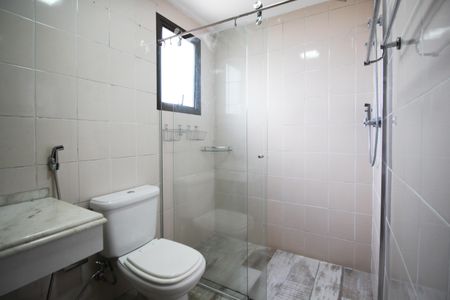 Apartamento à venda com 116m², 3 quartos e 2 vagas Apartamento à venda com 116m², 3 quartos e 2 vagasBanheiro da Suíte