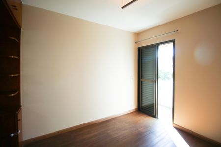 Apartamento à venda com 116m², 3 quartos e 2 vagas Apartamento à venda com 116m², 3 quartos e 2 vagasSuíte