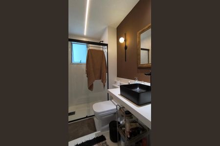 Apartamento à venda com 130m², 3 quartos e 2 vagas Apartamento à venda com 130m², 3 quartos e 2 vagasBanheiro Social