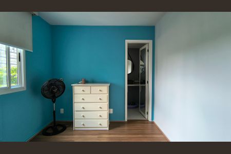 Apartamento à venda com 130m², 3 quartos e 2 vagas Apartamento à venda com 130m², 3 quartos e 2 vagasSuíte