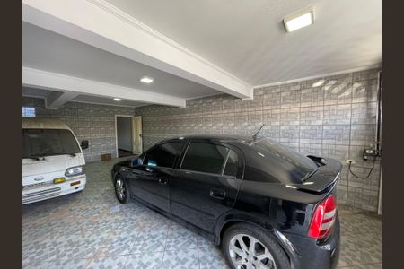 Casa à venda com 219m², 3 quartos e 4 vagasGaragem