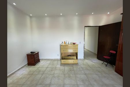 Casa à venda com 219m², 3 quartos e 4 vagasQuarto 1