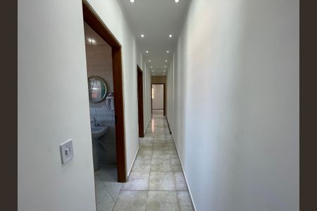 Casa à venda com 219m², 3 quartos e 4 vagasCorredor Quartos