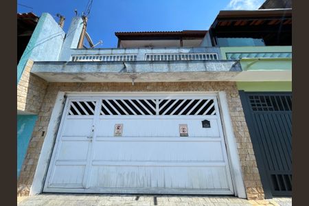 Casa à venda com 219m², 3 quartos e 4 vagasFachada