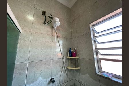 Casa à venda com 219m², 3 quartos e 4 vagasBanheiro 1