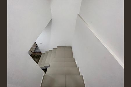 Casa à venda com 219m², 3 quartos e 4 vagasEscada