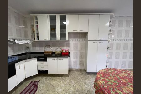 Casa à venda com 219m², 3 quartos e 4 vagasCozinha