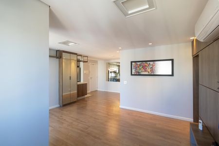 Salas de apartamento para alugar com 2 quartos, 84m² em Taquaral, Campinas