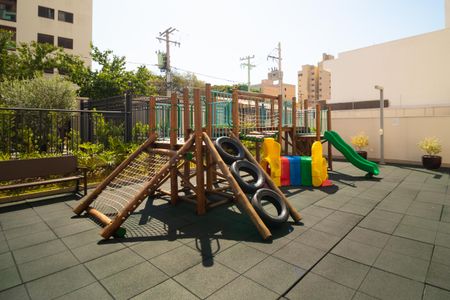 Apartamento para alugar com 84m², 2 quartos e 2 vagas Apartamento para alugar com 84m², 2 quartos e 2 vagasÁrea comum - Playground