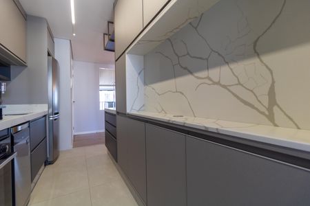 Apartamento para alugar com 84m², 2 quartos e 2 vagas Apartamento para alugar com 84m², 2 quartos e 2 vagasCozinha