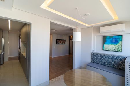 Apartamento para alugar com 84m², 2 quartos e 2 vagas Apartamento para alugar com 84m², 2 quartos e 2 vagasSacada com churrasqueira