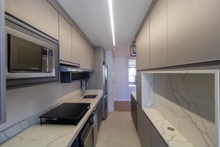 Apartamento para alugar com 84m², 2 quartos e 2 vagas Apartamento para alugar com 84m², 2 quartos e 2 vagasCozinha