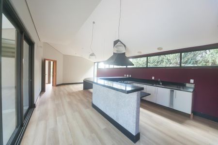 Casa de condomínio à venda com 2000m², 4 quartos e 4 vagas Casa de condomínio à venda com 2000m², 4 quartos e 4 vagasÁrea gourmet / churraqueira
