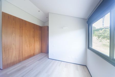 Casa de condomínio à venda com 2000m², 4 quartos e 4 vagas Casa de condomínio à venda com 2000m², 4 quartos e 4 vagassuite 2