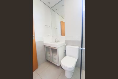Casa de condomínio à venda com 2000m², 4 quartos e 4 vagas Casa de condomínio à venda com 2000m², 4 quartos e 4 vagasBanheiro suite 3