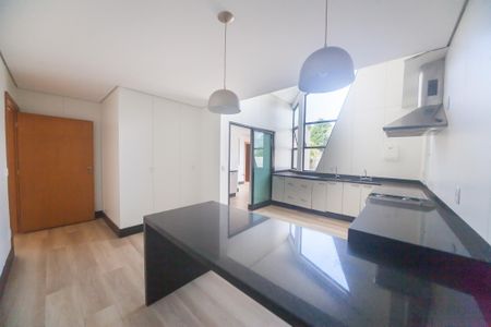 Casa de condomínio à venda com 2000m², 4 quartos e 4 vagas Casa de condomínio à venda com 2000m², 4 quartos e 4 vagasCozinha