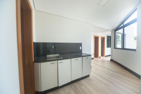 Casa de condomínio à venda com 2000m², 4 quartos e 4 vagas Casa de condomínio à venda com 2000m², 4 quartos e 4 vagasÁrea de Serviço